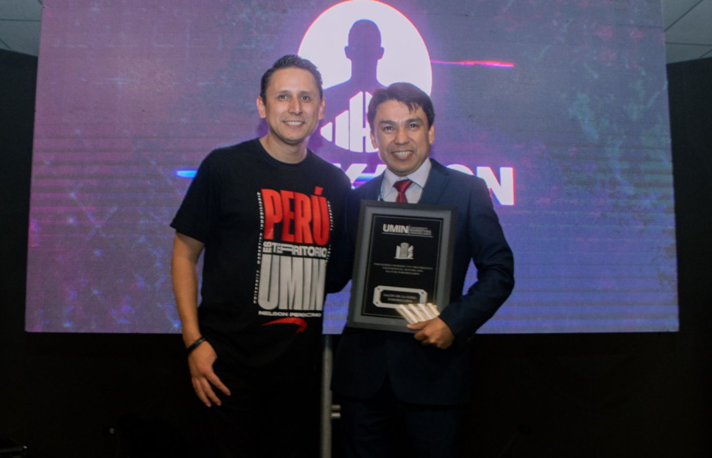 Reconocimiento internacional de UMIN al Ing. Jassan Christopher Guevara como especialista en marketing digital inmobiliario